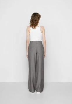 Modström - Damen TAO PANTS - Stoffhose - Grey 12 Modström - Damen TAO PANTS - Stoffhose - Grey -Mads Nørgaard Verkäufe 2022 108535775a0a490f95f8ceef5c237e61