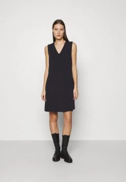 Modström GUS DRESS - Freizeitkleid - Black - Damen 15 Modström GUS DRESS - Freizeitkleid - Black - Damen -Mads Nørgaard Verkäufe 2022 126a615626f54ed889ee51b89da2952b