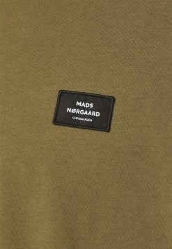 Mads Nørgaard TWIN BADGE - T-Shirt Basic - Capers - Herren 7 Mads Nørgaard TWIN BADGE - T-Shirt Basic - Capers - Herren -Mads Nørgaard Verkäufe 2022 12fbbd834adb4414b6cbb33026a89ad7