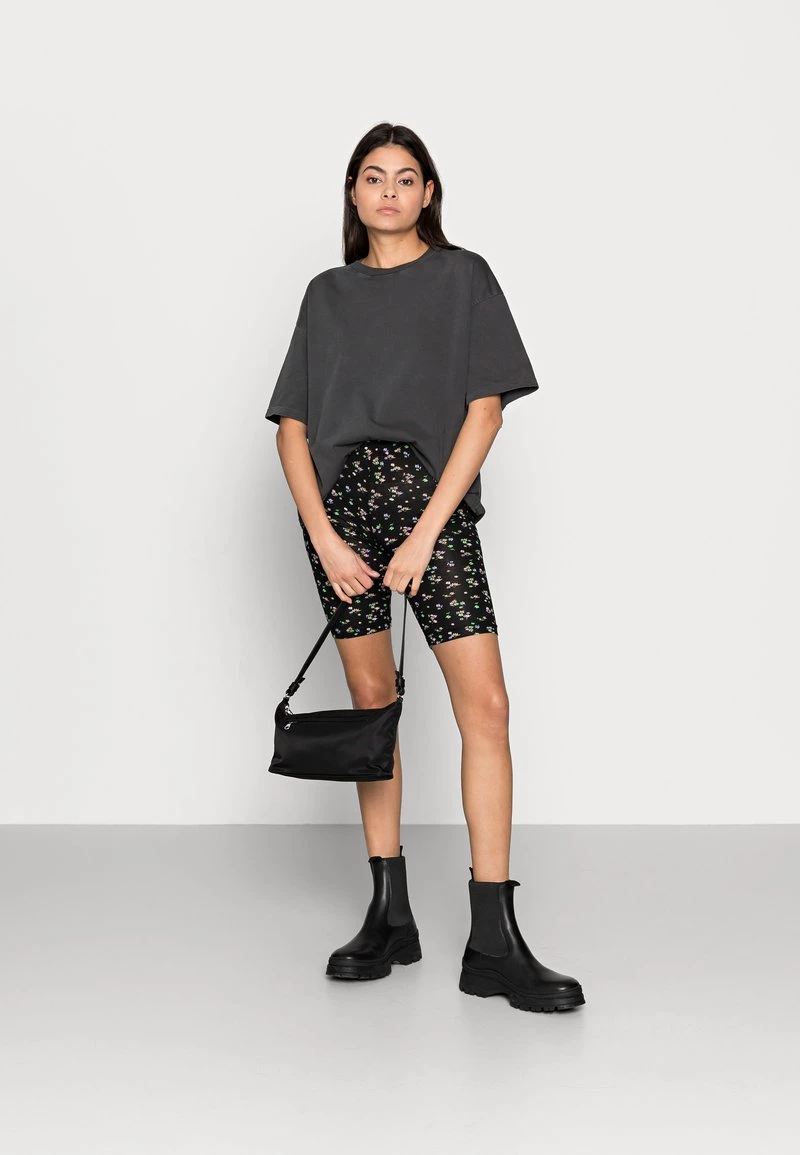 Modström JASON - Shorts - Floral Mix - Damen 4 Modström JASON - Shorts - Floral Mix - Damen – Bild 2