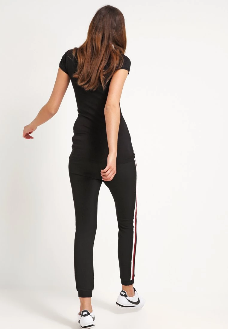 Modström TRICK - T-Shirt Basic - Black - Damen 5 Modström TRICK - T-Shirt Basic - Black - Damen – Bild 3