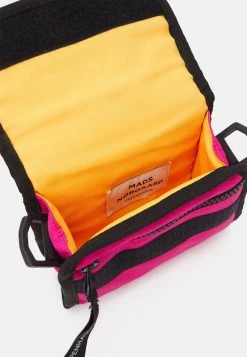 Mads Nørgaard - Damen BEL ONE CAMERO - Umhängetasche - Shocking Pink/black -Mads Nørgaard Verkäufe 2022 1ea7a9bb7f9c46449e4d58819dea3bb7