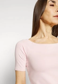 Modström TANSY - T-Shirt Basic - Bella Rose - Damen 13 Modström TANSY - T-Shirt Basic - Bella Rose - Damen -Mads Nørgaard Verkäufe 2022 215da9b34447433ab6cc00abcba9a630