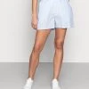 Mads Nørgaard ORGANIC POPLIN SLOAN - Shorts - Light Blue Stripe - Damen -Mads Nørgaard Verkäufe 2022 2636e80dfbe147b295e8dd1fb600e493