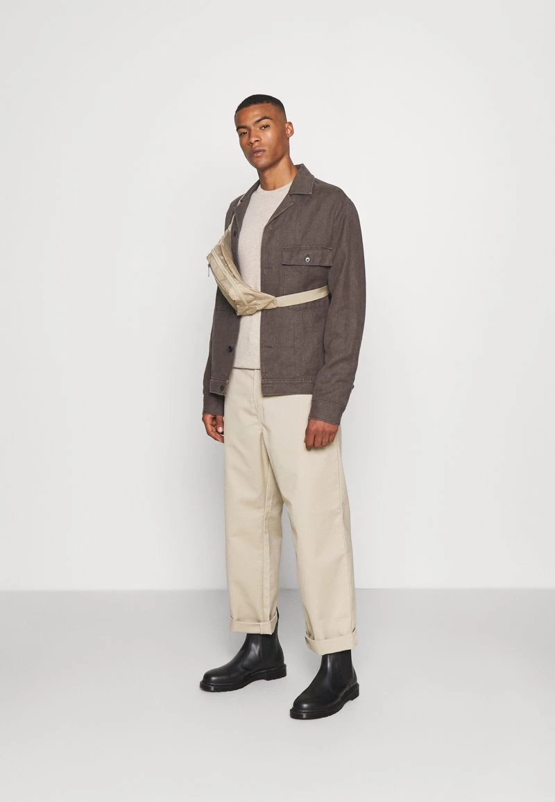 Mads Nørgaard - Herren KARSTEN - Strickpullover - Oatmeal 4 Mads Nørgaard - Herren KARSTEN - Strickpullover - Oatmeal – Bild 2