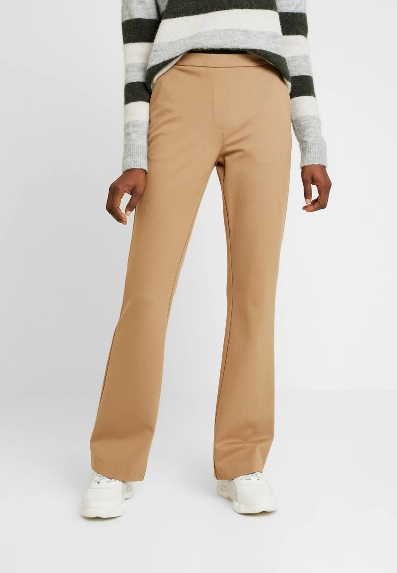 Modström - Damen TANNY FLARE PANTS - Stoffhose - Caramel 3 Modström - Damen TANNY FLARE PANTS - Stoffhose - Caramel