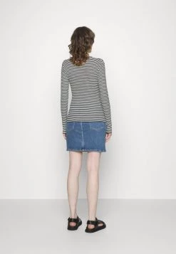 Mads Nørgaard - Damen STRIPE TUBA - Langarmshirt - Black/white 11 Mads Nørgaard - Damen STRIPE TUBA - Langarmshirt - Black/white -Mads Nørgaard Verkäufe 2022 42cf136fd7774a0db6fc9da4ede85c13