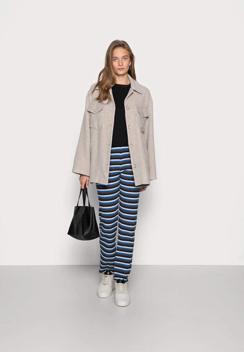 Mads Nørgaard LONNIE PANTS - Stoffhose - Multi Princess Blue - Damen 4 Mads Nørgaard LONNIE PANTS - Stoffhose - Multi Princess Blue - Damen – Bild 2