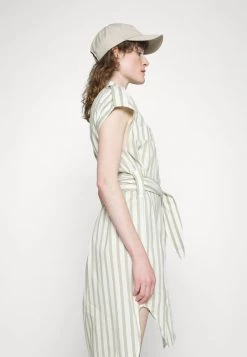 Mads Nørgaard SANNIE DRESS - Etuikleid - Candy Stripe Elm/white Alyssum - Damen 11 Mads Nørgaard SANNIE DRESS - Etuikleid - Candy Stripe Elm/white Alyssum - Damen -Mads Nørgaard Verkäufe 2022 616180add11743cf9b42364adef8636c