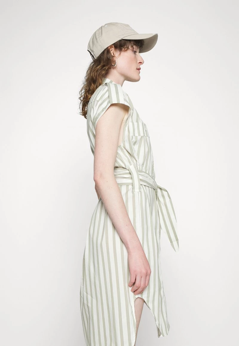Mads Nørgaard SANNIE DRESS - Etuikleid - Candy Stripe Elm/white Alyssum - Damen 6 Mads Nørgaard SANNIE DRESS - Etuikleid - Candy Stripe Elm/white Alyssum - Damen – Bild 4