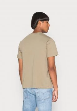 Mads Nørgaard - Herren ORGANIC TWIN LOGO TEE - T-Shirt Basic - Overland Trek -Mads Nørgaard Verkäufe 2022 76e92f2ac917473db35d05ad209dd769
