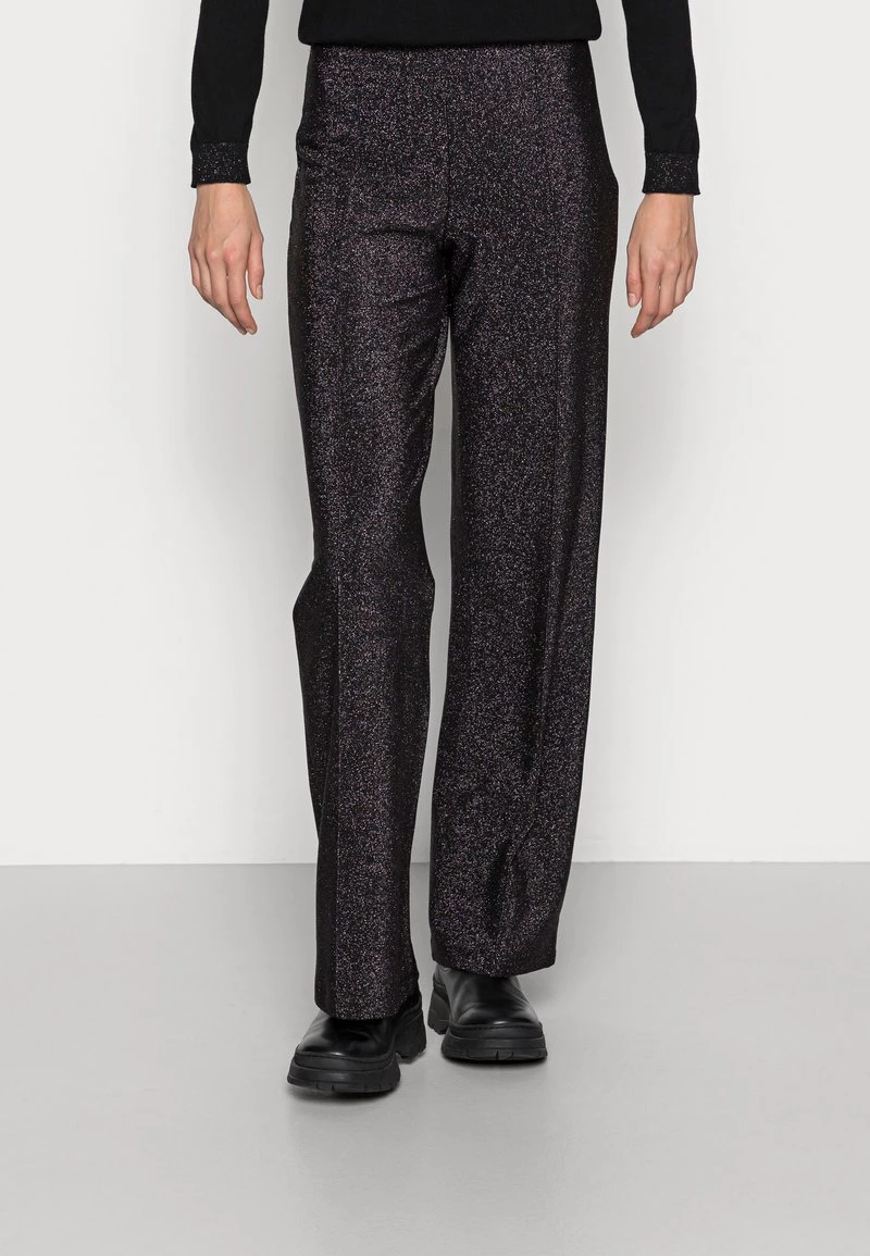 Mads Nørgaard - Damen GLITTER STRETCH PIRLA PANTS - Stoffhose - Metallic Winetasting 3 Mads Nørgaard - Damen GLITTER STRETCH PIRLA PANTS - Stoffhose - Metallic Winetasting