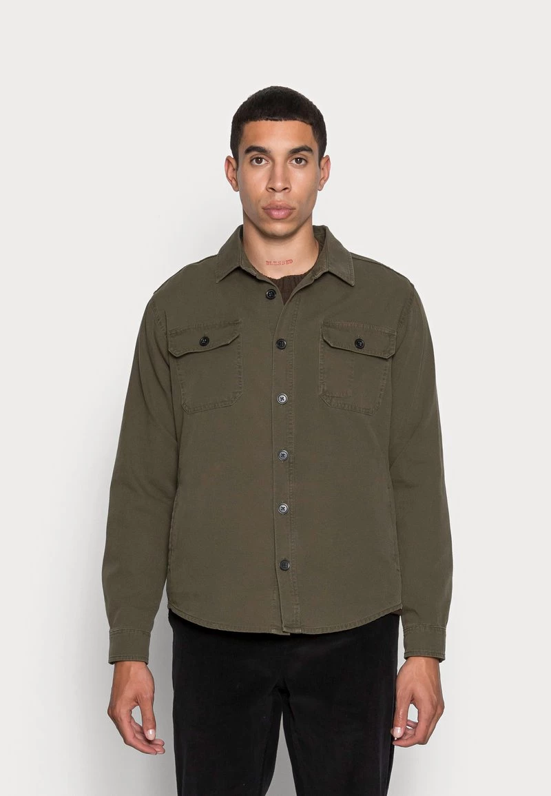 Mads Nørgaard DYED STERN - Hemd - Olive Night - Herren 3 Mads Nørgaard DYED STERN - Hemd - Olive Night - Herren