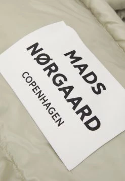 Mads Nørgaard - Damen TECH PILLOW - Shopping Bag - Elm 11 Mads Nørgaard - Damen TECH PILLOW - Shopping Bag - Elm -Mads Nørgaard Verkäufe 2022 7e8e33c763cf4cbd9f43c82b3c58481e