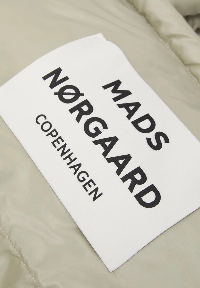 Mads Nørgaard - Damen TECH PILLOW - Shopping Bag - Elm 7 Mads Nørgaard - Damen TECH PILLOW - Shopping Bag - Elm – Bild 5