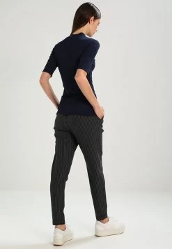 Modström KROWN - T-Shirt Basic - Navy Night - Damen -Mads Nørgaard Verkäufe 2022 829dc797300e46bb936fadd193e9bd90