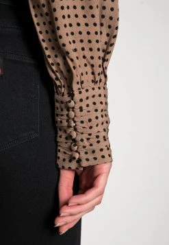 Modström - Damen LOHAN - Bluse - Camel 11 Modström - Damen LOHAN - Bluse - Camel -Mads Nørgaard Verkäufe 2022 87eba3873ddb4c00bd2d1df5909de7b1