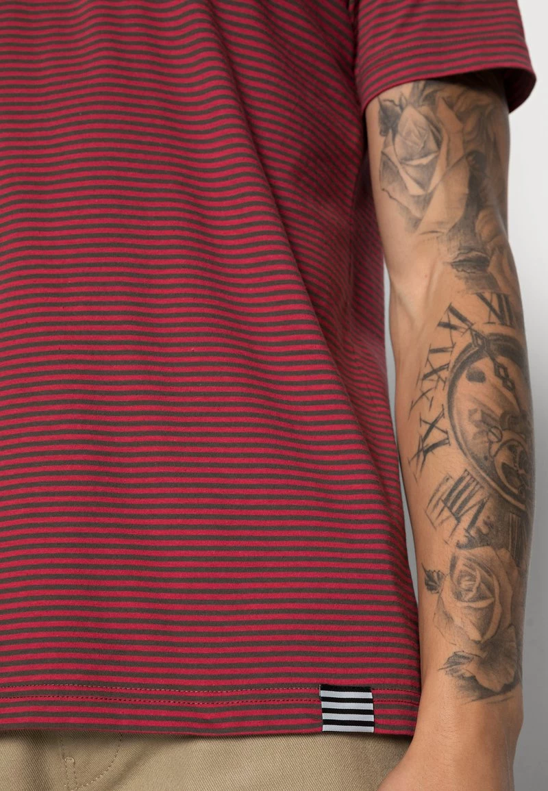 Mads Nørgaard ORGANIC MINI THOR TEE - T-Shirt Print - Turkish Coffee/chili Pepper - Herren 7 Mads Nørgaard ORGANIC MINI THOR TEE - T-Shirt Print - Turkish Coffee/chili Pepper - Herren – Bild 5