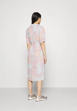 Modström JORDAN PRINT DRESS - Blusenkleid - Dreamy - Damen -Mads Nørgaard Verkäufe 2022 8a06c79c8dd44b038d2c9884f1ea8246