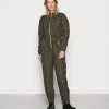 Modström - Damen KRYSTAL PADDED - Jumpsuit - Dark Army -Mads Nørgaard Verkäufe 2022 95e3f8750d5d42ea883a84a23a89f659