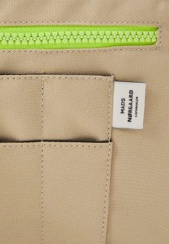 Mads Nørgaard - Damen BEL ONE CAPPA BAG - Umhängetasche - Croissant -Mads Nørgaard Verkäufe 2022 9b499c7174a2448cb19b0e3f4f7b8cf5