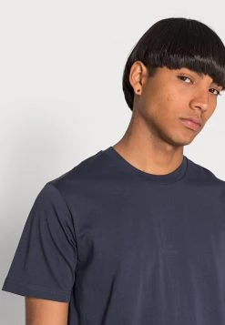 Mads Nørgaard - Herren ORGANIC TWIN LOGO TEE - T-Shirt Basic - Inkwell 11 Mads Nørgaard - Herren ORGANIC TWIN LOGO TEE - T-Shirt Basic - Inkwell -Mads Nørgaard Verkäufe 2022 a027d64b909a48238887cfb2299bb791