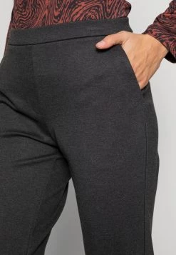 Modström - Damen TANNY FLARE PANTS - Stoffhose - Dark Grey Melange 11 Modström - Damen TANNY FLARE PANTS - Stoffhose - Dark Grey Melange -Mads Nørgaard Verkäufe 2022 a43987459cf947afa07e85c4f10f5ee8