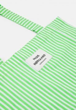 Mads Nørgaard SACKY ATOMA BAG - Shopping Bag - Classic Green/white - Damen -Mads Nørgaard Verkäufe 2022 a72c09a676504152840645737aed8e46