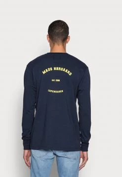 Mads Nørgaard - Herren GYM TEE - Langarmshirt - Sky Captain 9 Mads Nørgaard - Herren GYM TEE - Langarmshirt - Sky Captain -Mads Nørgaard Verkäufe 2022 aa6ad5fb76104041ab42a3bd5153b26b