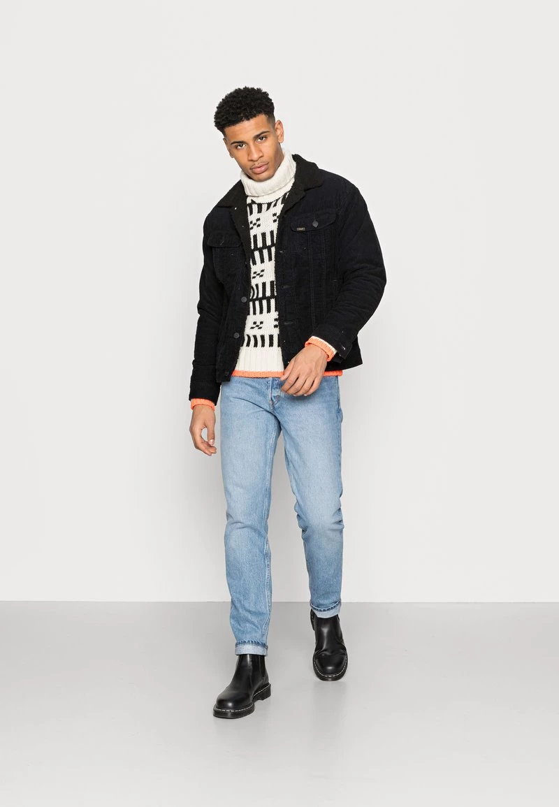 Mads Nørgaard ICELAND KELDEN - Strickpullover - Black/ecru - Herren 4 Mads Nørgaard ICELAND KELDEN - Strickpullover - Black/ecru - Herren – Bild 2