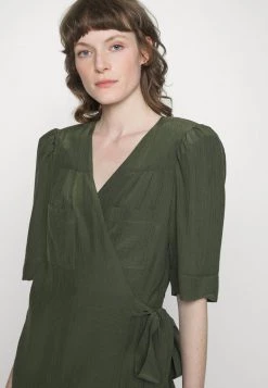 Mads Nørgaard LAIKA DRESS - Freizeitkleid - Forest Night - Damen 13 Mads Nørgaard LAIKA DRESS - Freizeitkleid - Forest Night - Damen -Mads Nørgaard Verkäufe 2022 abca5bc2f8094c22809a4b7f53062d2b