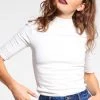 Modström - Damen KROWN - T-Shirt Basic - White -Mads Nørgaard Verkäufe 2022 b346edcc958b4f1b93cea8bc97352726