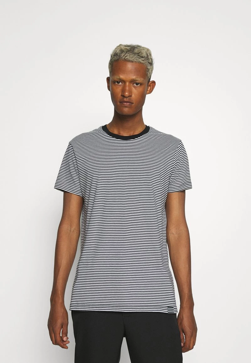 Mads Nørgaard - Herren ORGANIC MINI THOR TEE - T-Shirt Print - Black/white 3 Mads Nørgaard - Herren ORGANIC MINI THOR TEE - T-Shirt Print - Black/white