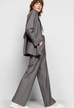 Modström - Damen TAO PANTS - Stoffhose - Grey 13 Modström - Damen TAO PANTS - Stoffhose - Grey -Mads Nørgaard Verkäufe 2022 bf0176f23291438ca438a0b06a413822