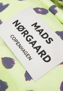 Mads Nørgaard - Damen DUVET PILLOW - Shopping Bag - Leo/sunny Lime -Mads Nørgaard Verkäufe 2022 c6a6644c083347539133fab46cfd4ffc