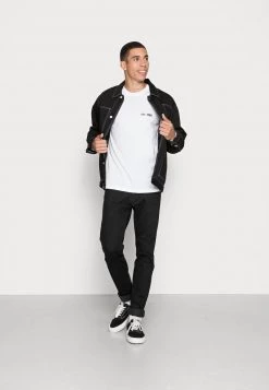 Mads Nørgaard Verkäufe 2022 -Mads Nørgaard Verkäufe 2022 c77723f49b56459aa574353f1dfa278e