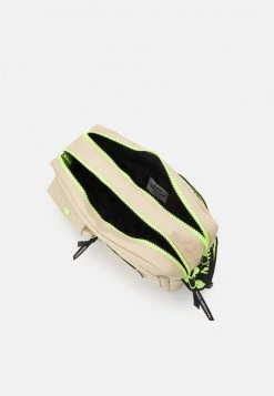 Mads Nørgaard - Damen BEL ONE CAPPA BAG - Umhängetasche - Croissant -Mads Nørgaard Verkäufe 2022 c818e28a657a4126bd2cba3b1cfa1c08