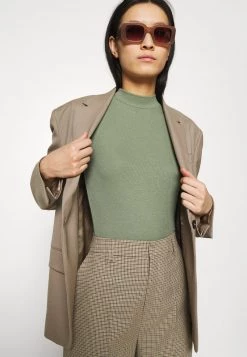 Modström KROWN - T-Shirt Basic - Sea Green - Damen 11 Modström KROWN - T-Shirt Basic - Sea Green - Damen -Mads Nørgaard Verkäufe 2022 cb2a631366b3405286c14f5f2ff1f458