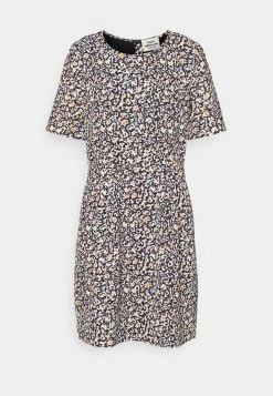 Mads Nørgaard - Damen RECINA DEILY - Freizeitkleid - Black 15 Mads Nørgaard - Damen RECINA DEILY - Freizeitkleid - Black -Mads Nørgaard Verkäufe 2022 d32d07fdc7624d36b91fe28721527a80