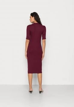 Modström - Damen KROWN DRESS - Strickkleid - Currant 9 Modström - Damen KROWN DRESS - Strickkleid - Currant -Mads Nørgaard Verkäufe 2022 d63cdc91a6da4c1a8c70215601b90e3e