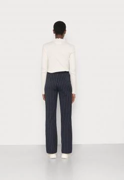 Mads Nørgaard PINTECH PIRLA PANTS - Stoffhose - Sky Captain/snow White - Damen 9 Mads Nørgaard PINTECH PIRLA PANTS - Stoffhose - Sky Captain/snow White - Damen -Mads Nørgaard Verkäufe 2022 d9ab9c9273ea4a3598907b41d6df4898