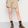 Modström - Damen PANNE - Shorts - Khaki -Mads Nørgaard Verkäufe 2022 dbeb53379bb4486fa32fb5e519ce24a0
