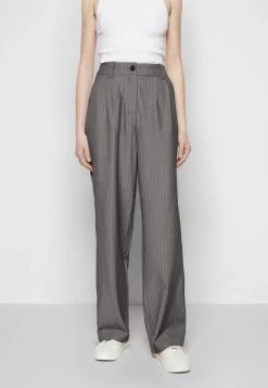 Modström - Damen TAO PANTS - Stoffhose - Grey 11 Modström - Damen TAO PANTS - Stoffhose - Grey -Mads Nørgaard Verkäufe 2022 e3404d42ed7b4336ab76cb982f20824b