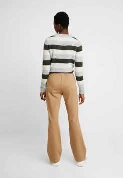 Modström - Damen TANNY FLARE PANTS - Stoffhose - Caramel 9 Modström - Damen TANNY FLARE PANTS - Stoffhose - Caramel -Mads Nørgaard Verkäufe 2022 eebd23ff373c413c9dd3f36b649c95e1