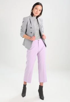 Mads Nørgaard Verkäufe 2022 -Mads Nørgaard Verkäufe 2022 f29cb01bdd2b4cbbb005ce6336997635