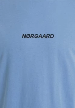 Mads Nørgaard T-Shirt Print - Riviera - Herren -Mads Nørgaard Verkäufe 2022 f70e0144980048498e8bab70fa9c0955