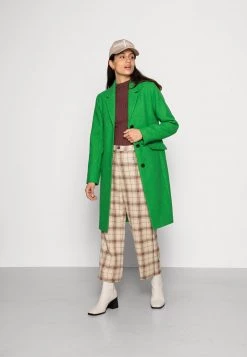 Mads Nørgaard Verkäufe 2022 -Mads Nørgaard Verkäufe 2022 f94804579a73413a97c129007e8d4671